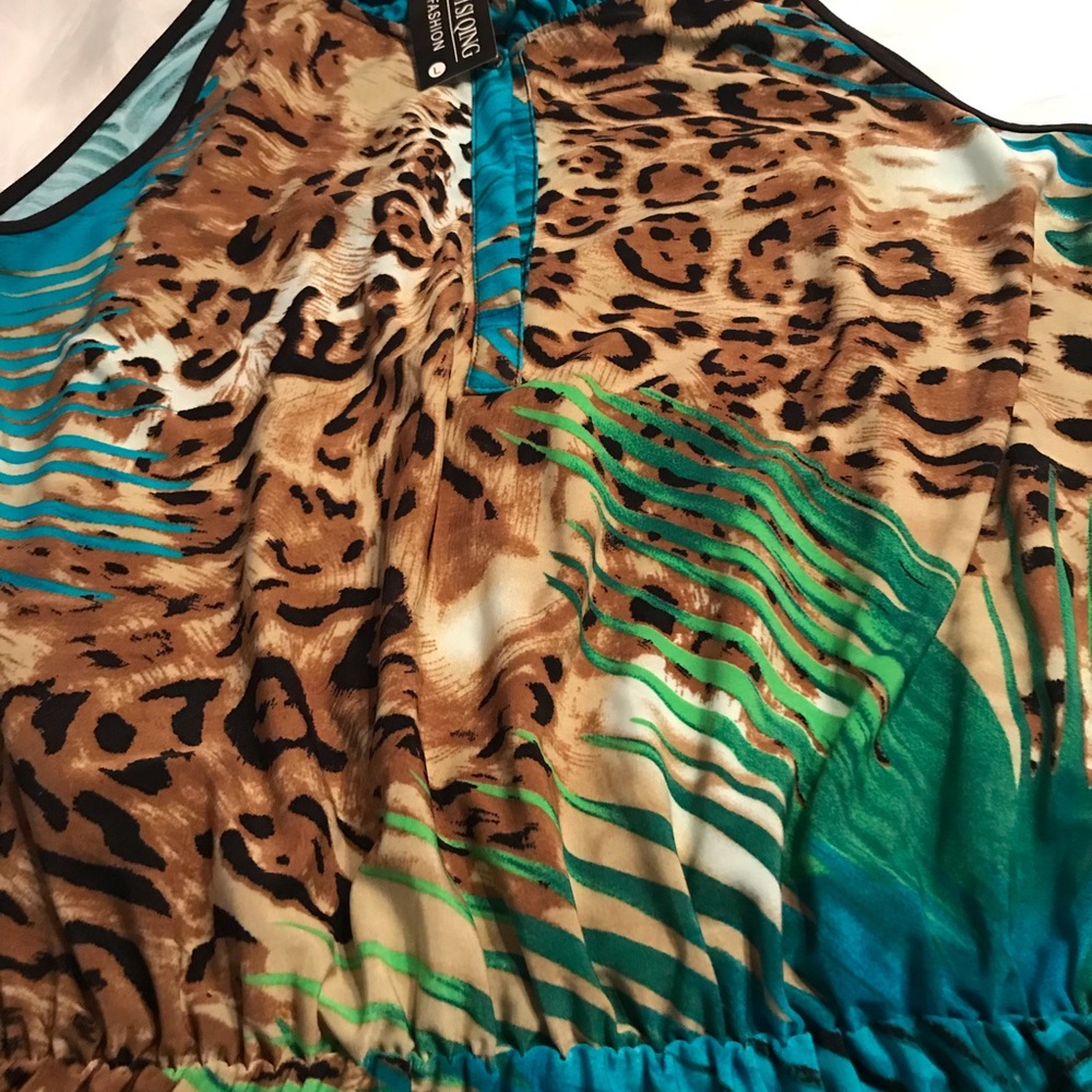 Top - Picture 2 of 2